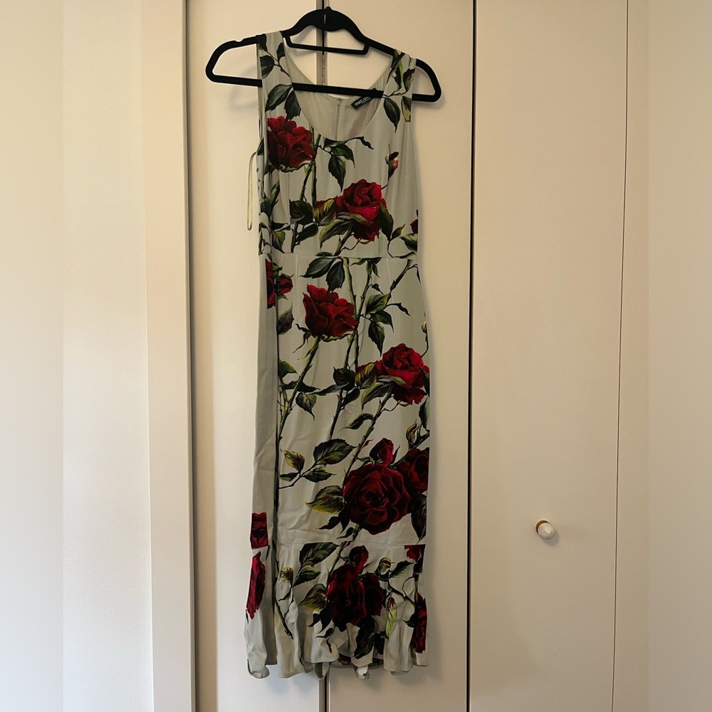 Dolce & Gabbana dress - size 42 - rose pattern